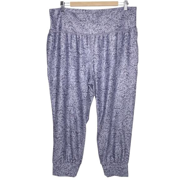 Athleta Salutation Printed Crop Jogger Tempest Violet size XL - Picture 9 of 9